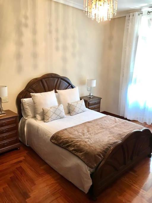 Casa Mercedes Ponteareas Bagian luar foto