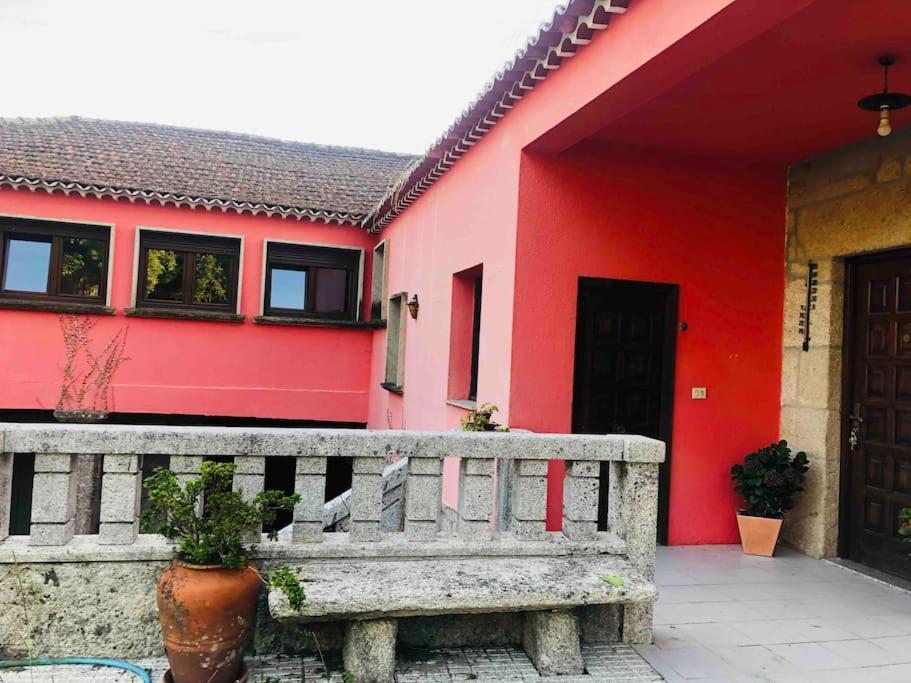 Casa Mercedes Ponteareas Bagian luar foto